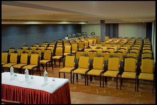 Vijayapark Hotel Kaduturutti Extérieur photo